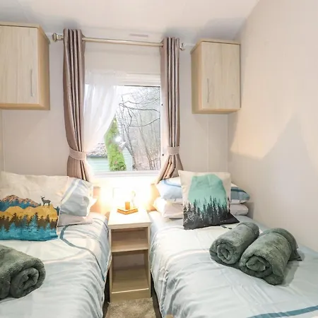 Serenity Woodland Holiday home *